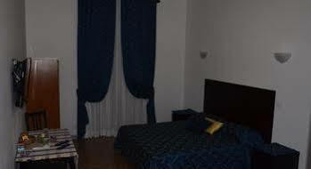 Bed & Breakfast Ines Downtown 2*